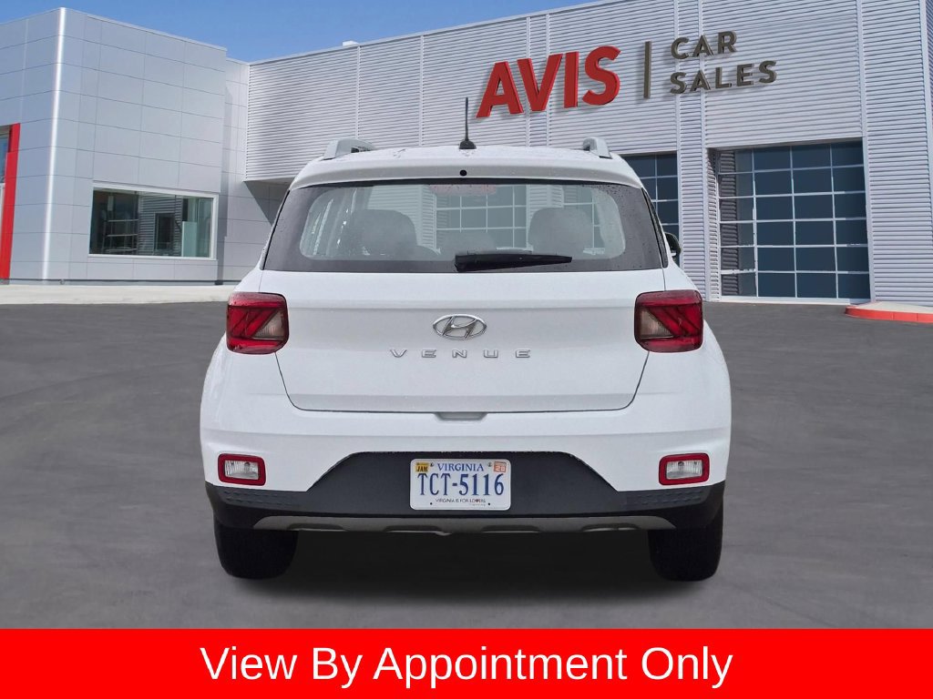 Used 2026 Hyundai Venue SEL FWD image 7