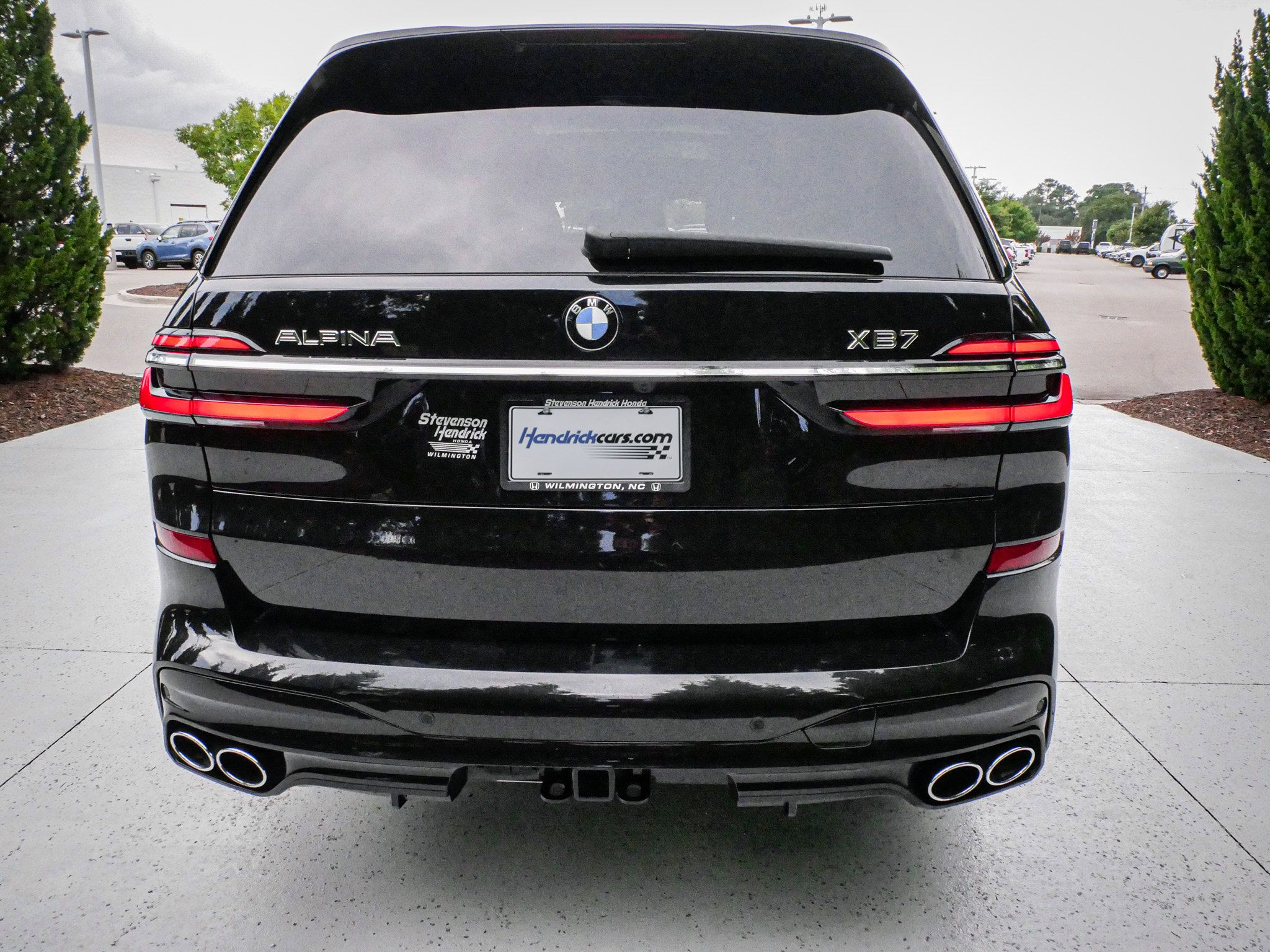 Used 2025 BMW ALPINA XB7 AWD/4WD image 9