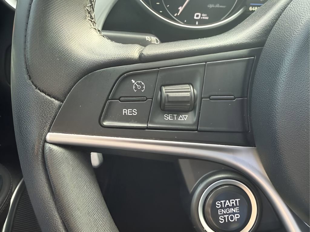 Used 2017 Alfa Romeo Giulia Ti w/ TI 19" Sport Package image 21