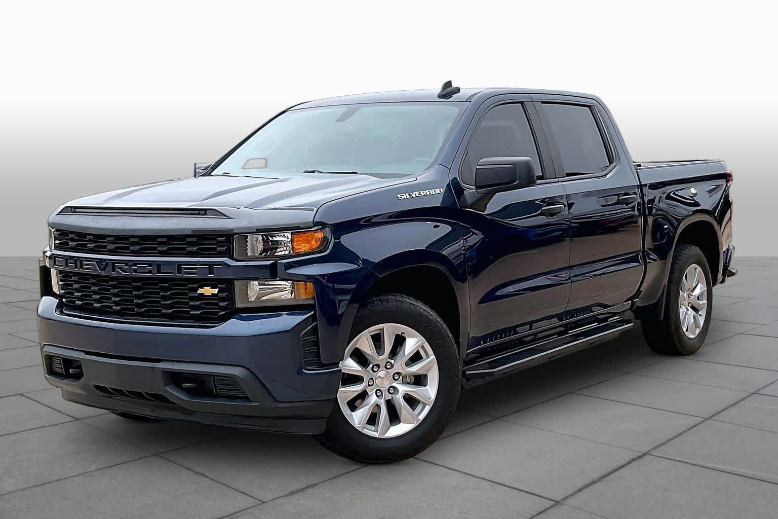 Certified 2022 Chevrolet Silverado 1500 Custom RWD image 3