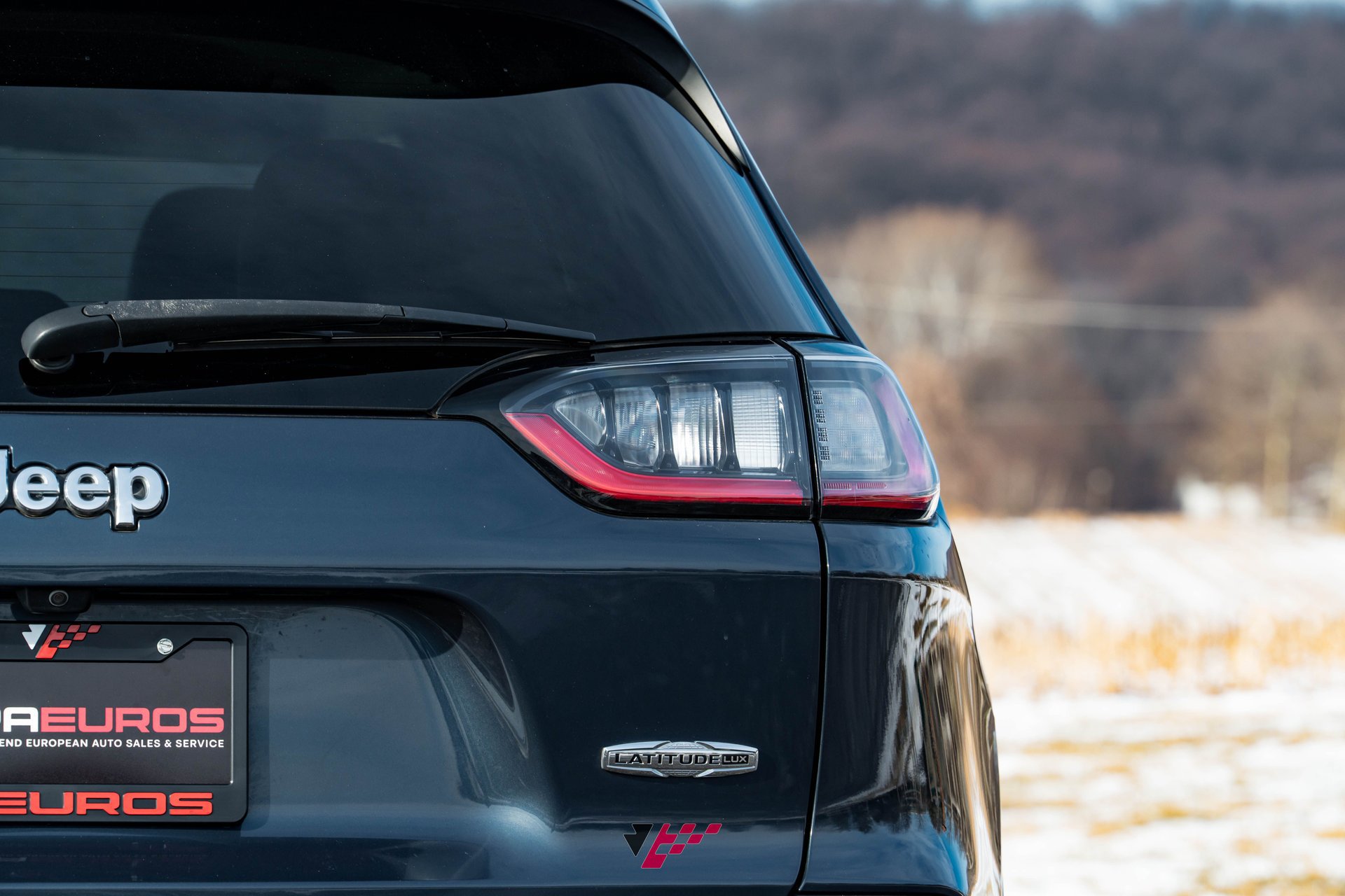 Used 2021 Jeep Cherokee Latitude Lux w/ Comfort/Convenience Group image 15