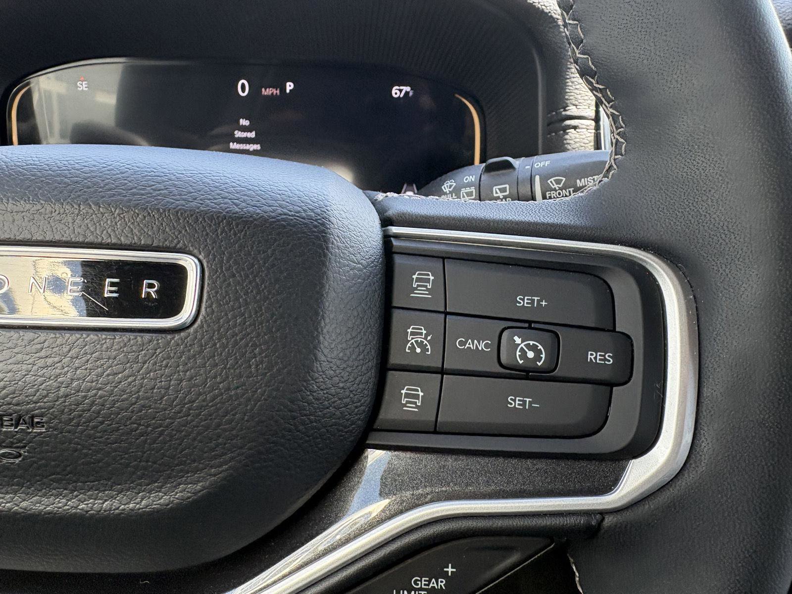 Used 2022 Jeep Wagoneer Series I w/ Convenience Group I AWD/4WD image 11