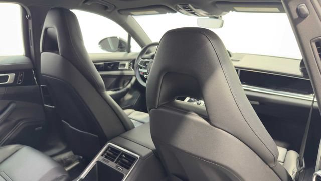Used 2019 Porsche Panamera w/ Premium Package Plus RWD image 15