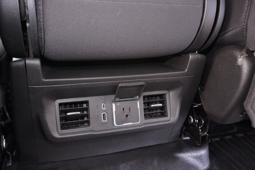 Used 2025 Chevrolet Silverado 1500 LT w/ Safety Package AWD/4WD image 27
