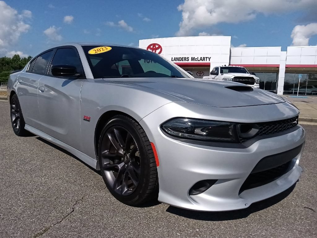 Used 2023 Dodge Charger Scat Pack RWD image 1