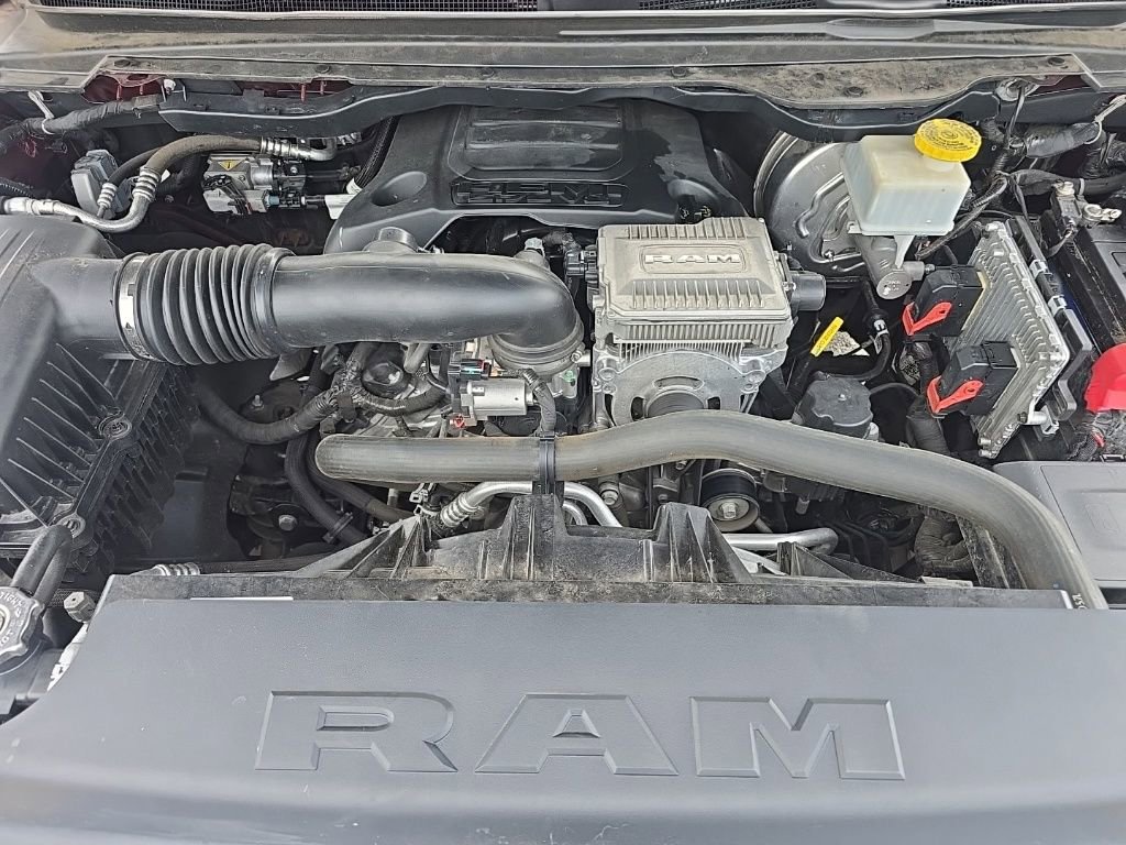 Used 2019 RAM 1500 Laramie w/ Sport Appearance Package image 10