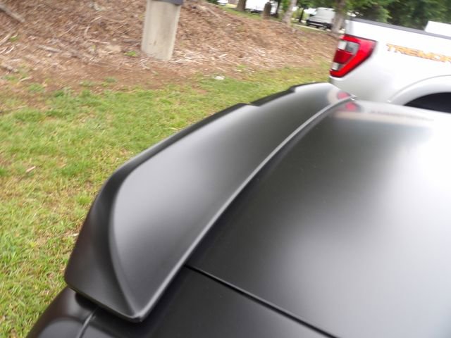 Used 2018 Dodge Challenger R/T w/ Driver Convenience Group RWD image 12