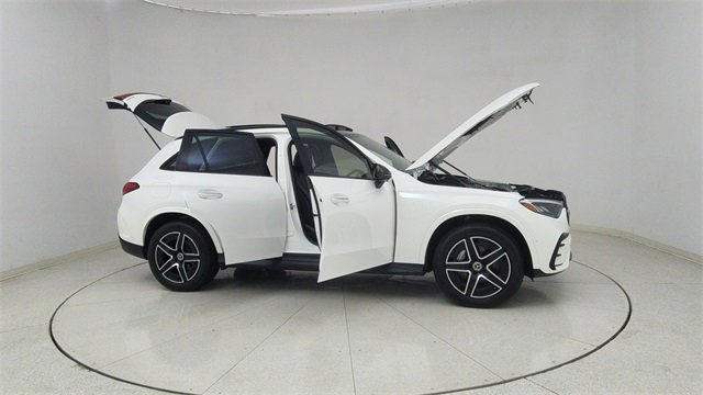Used 2024 Mercedes-Benz GLC 300 4MATIC w/ AMG Line image 72