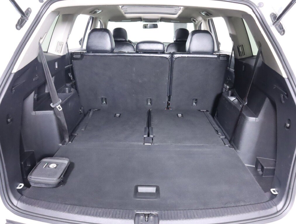 Used 2018 Volkswagen Atlas Launch Edition image 34