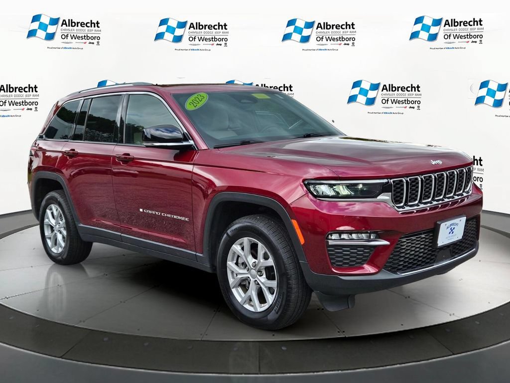Used 2023 Jeep Grand Cherokee Limited AWD/4WD image 7