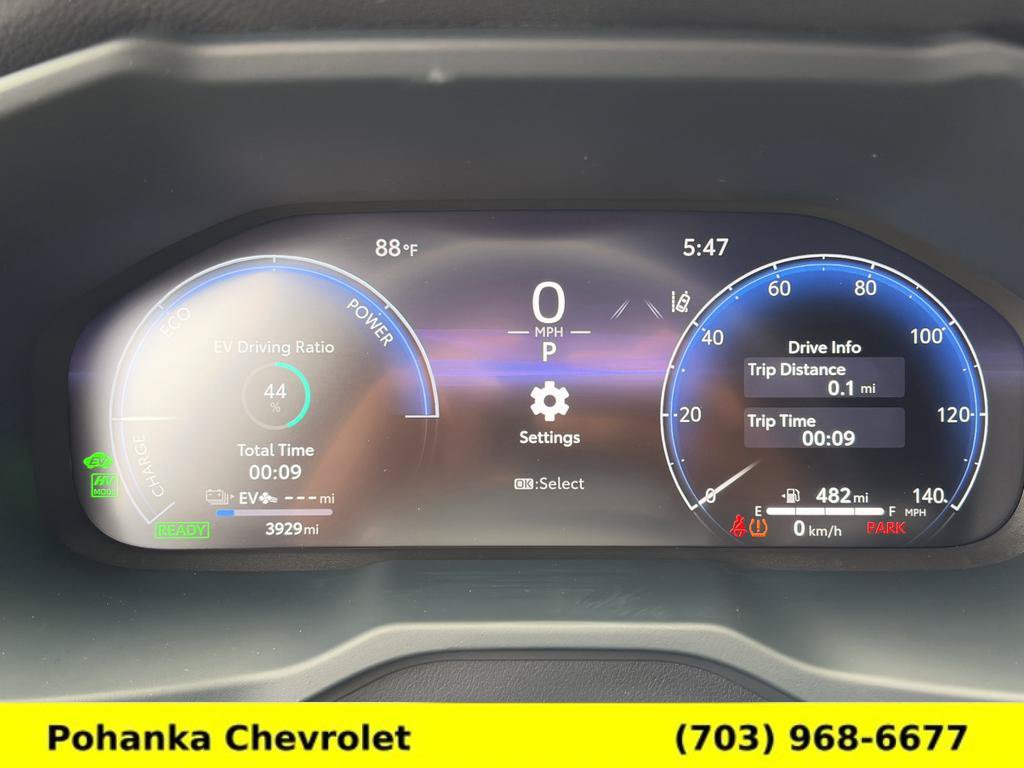Used 2025 Toyota RAV4 XSE w/ Weather Package AWD/4WD image 9