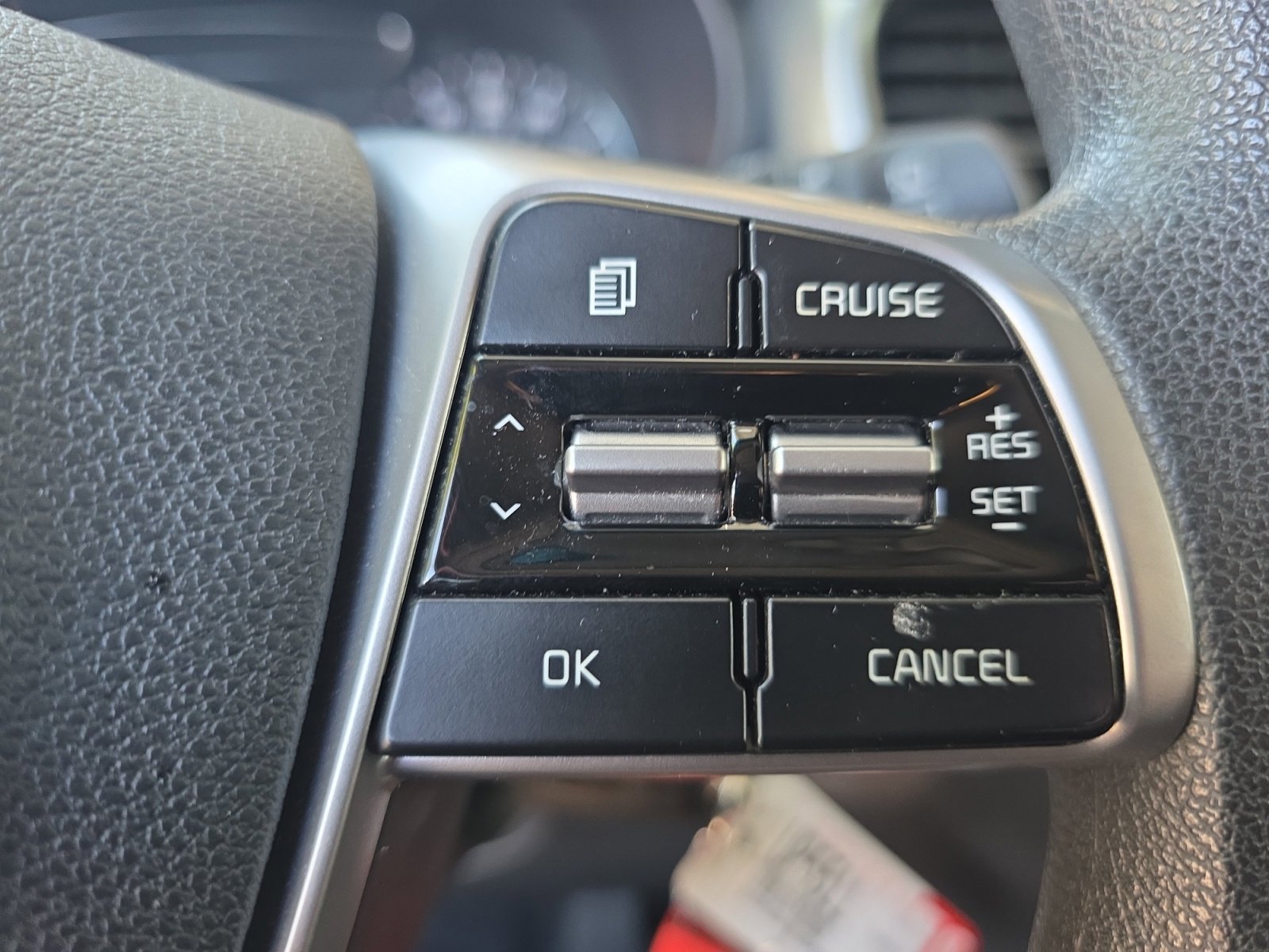 Used 2020 Kia Sorento L FWD image 23
