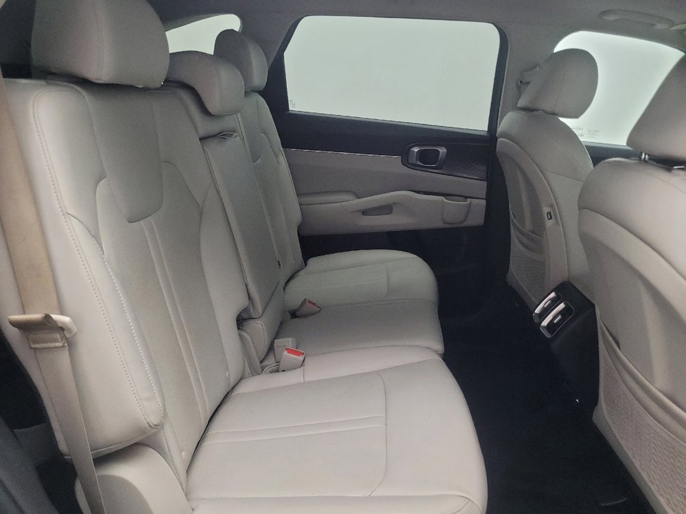 Used 2021 Kia Sorento S w/ Panoramic Sunroof Package FWD image 19