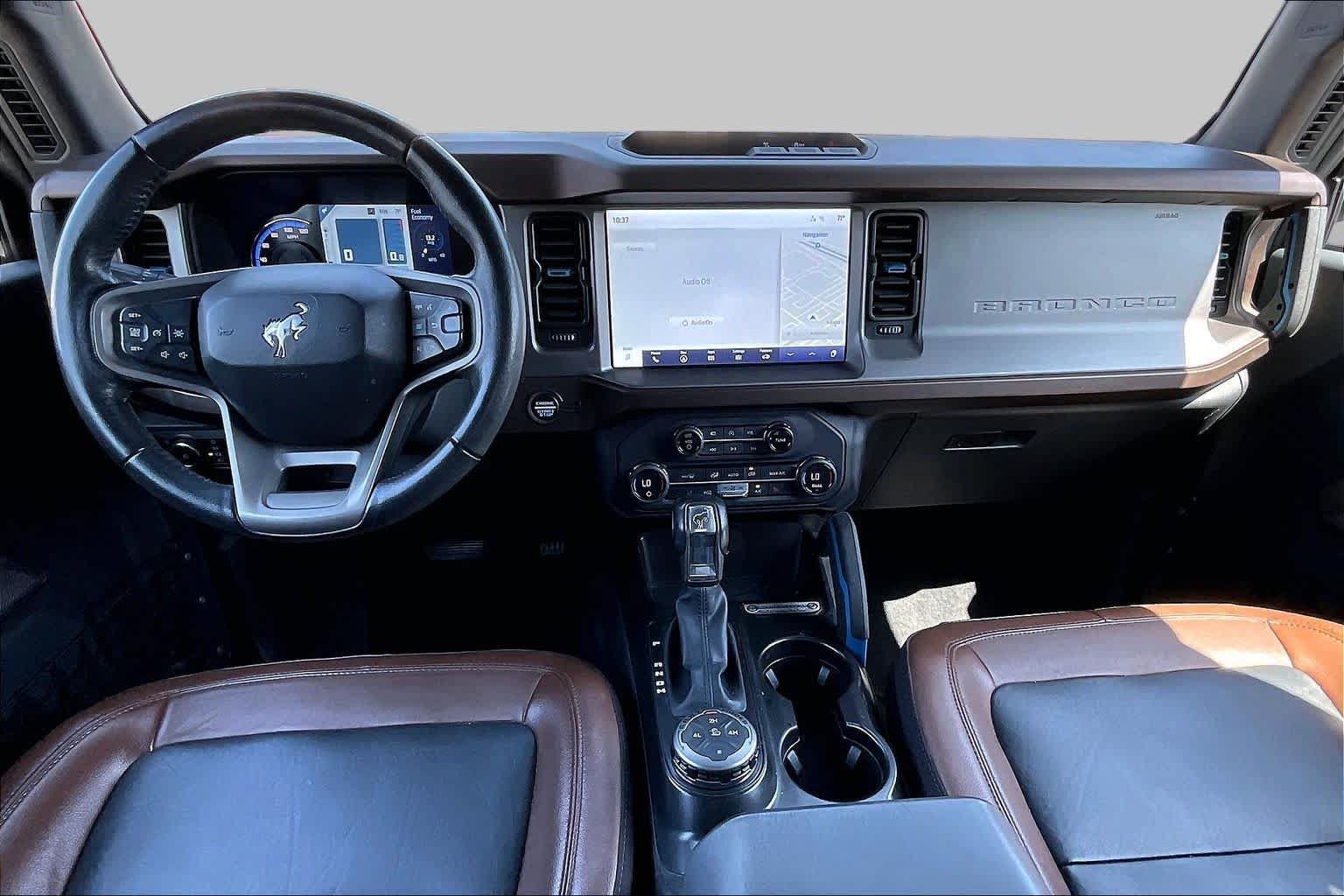 Used 2023 Ford Bronco Outer Banks AWD/4WD image 15
