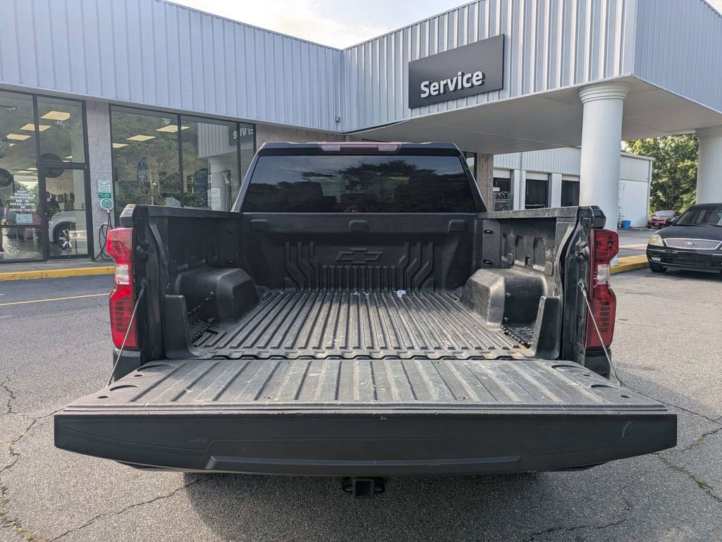 Used 2023 Chevrolet Silverado 1500 Custom RWD image 12