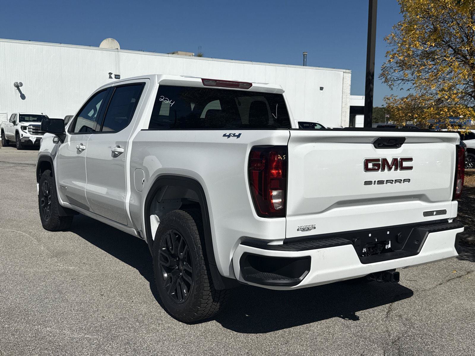 New 2026 GMC Sierra 1500 Elevation AWD/4WD image 10