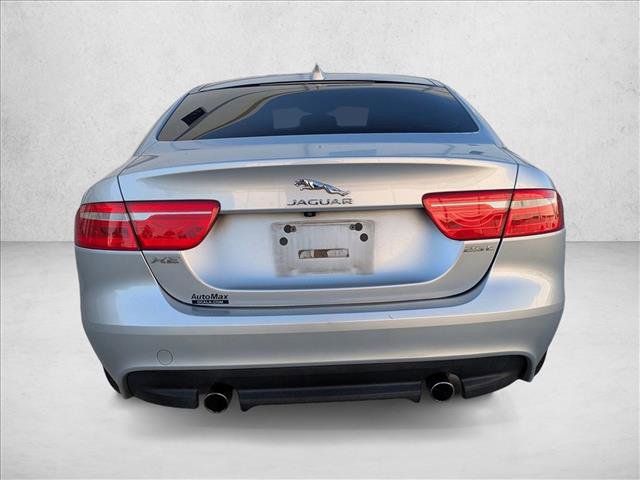 Used 2017 Jaguar XE Premium image 6