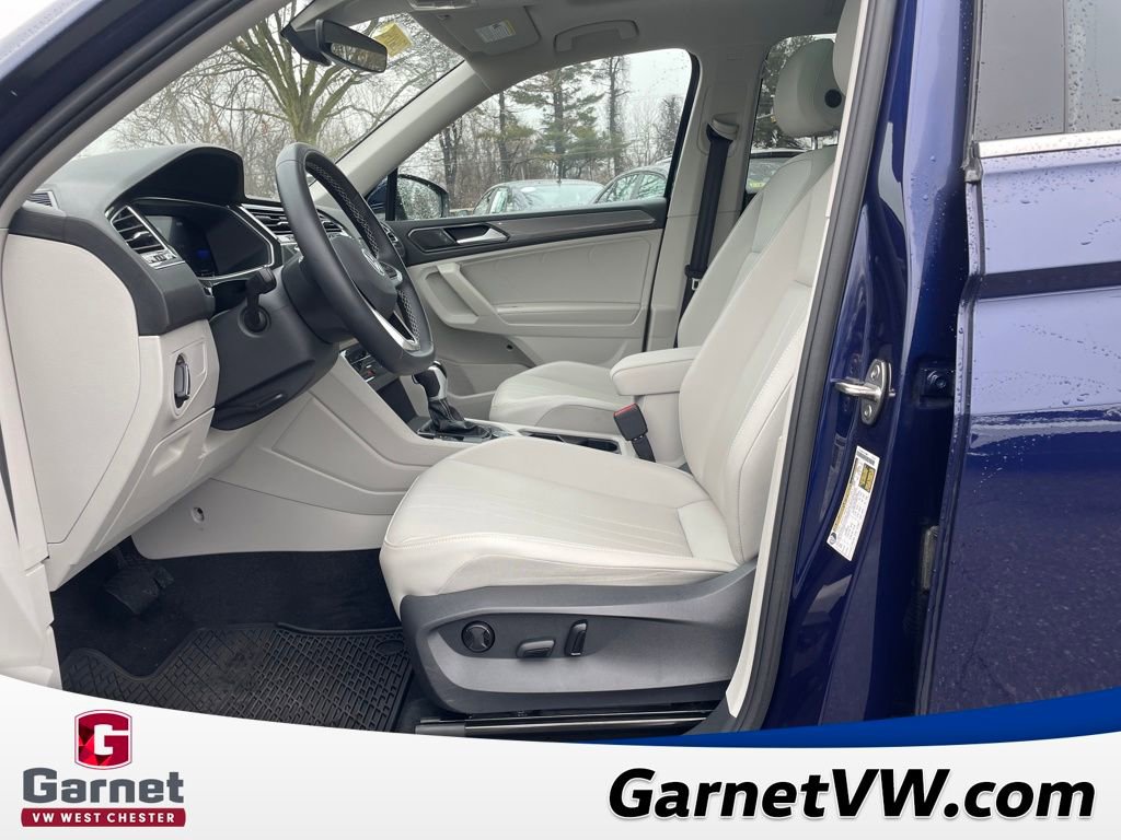 Certified 2023 Volkswagen Tiguan SE w/ Panoramic Sunroof Package image 10