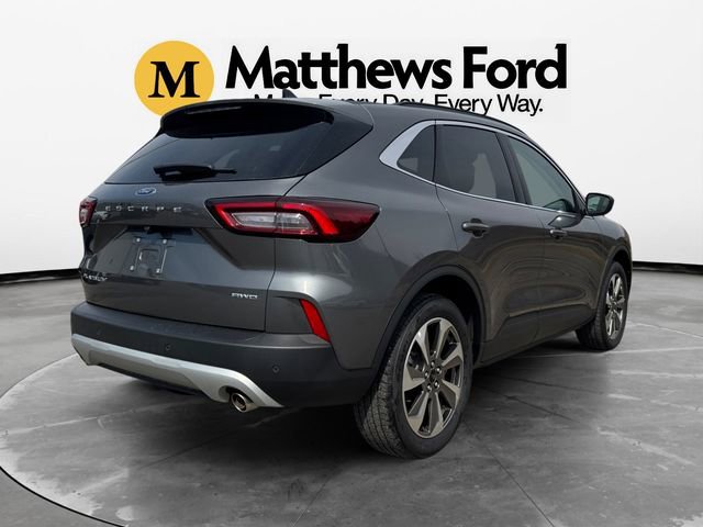 Used 2025 Ford Escape Platinum image 5