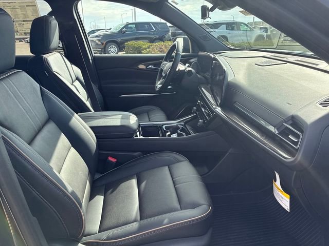 New 2026 Chevrolet Traverse High Country w/ LPO, Floor Liner Package image 18
