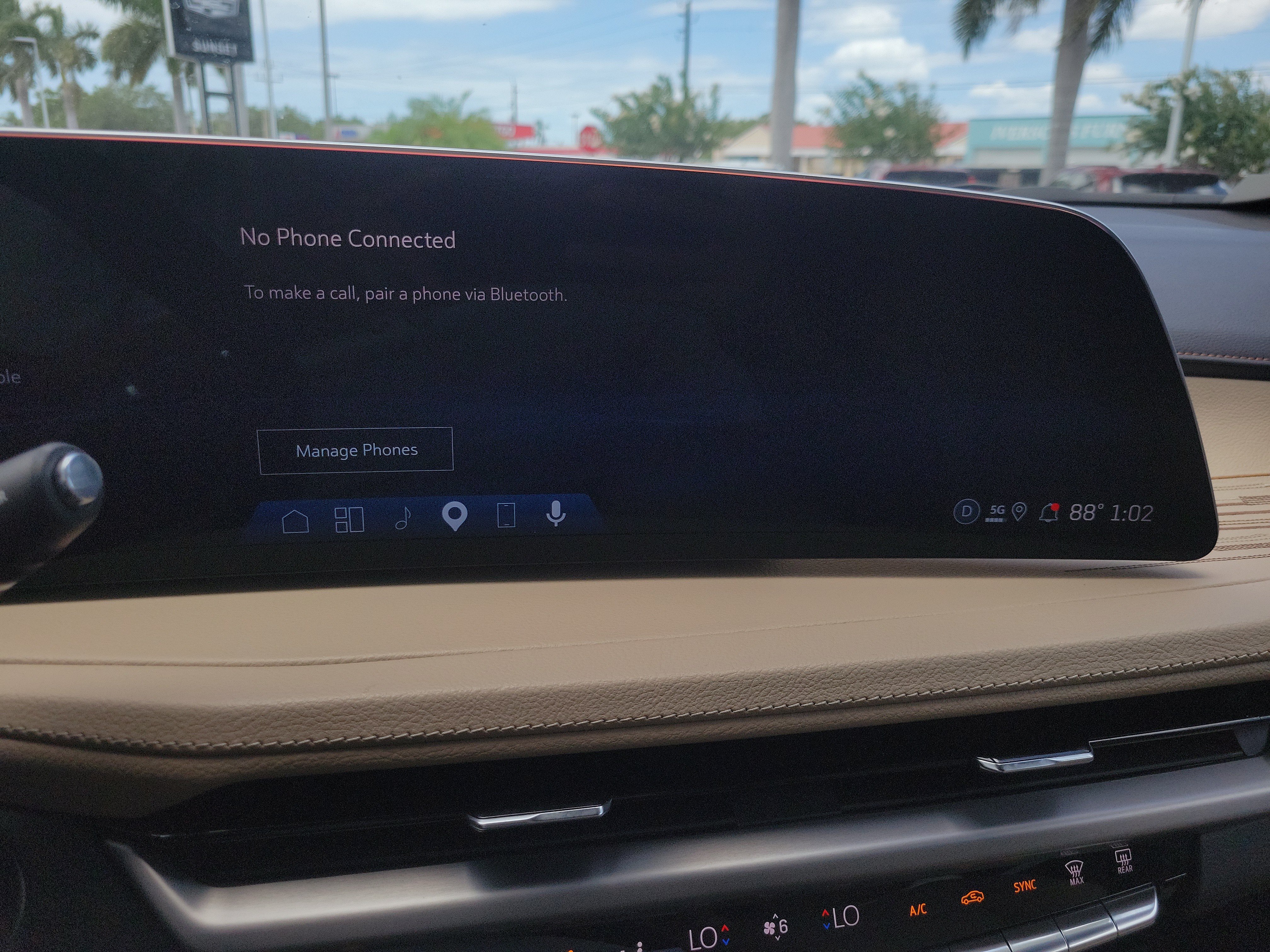 Certified 2025 Cadillac XT4 Premium Luxury FWD image 24