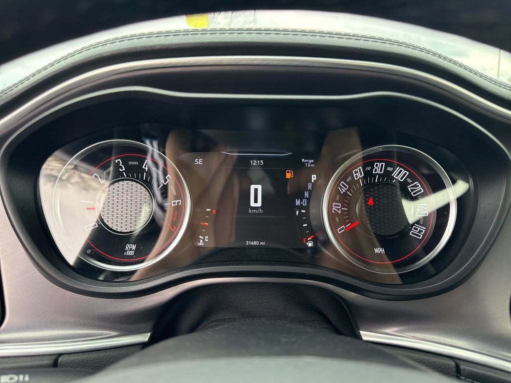 Used 2022 Dodge Challenger SXT w/ Plus Package image 14