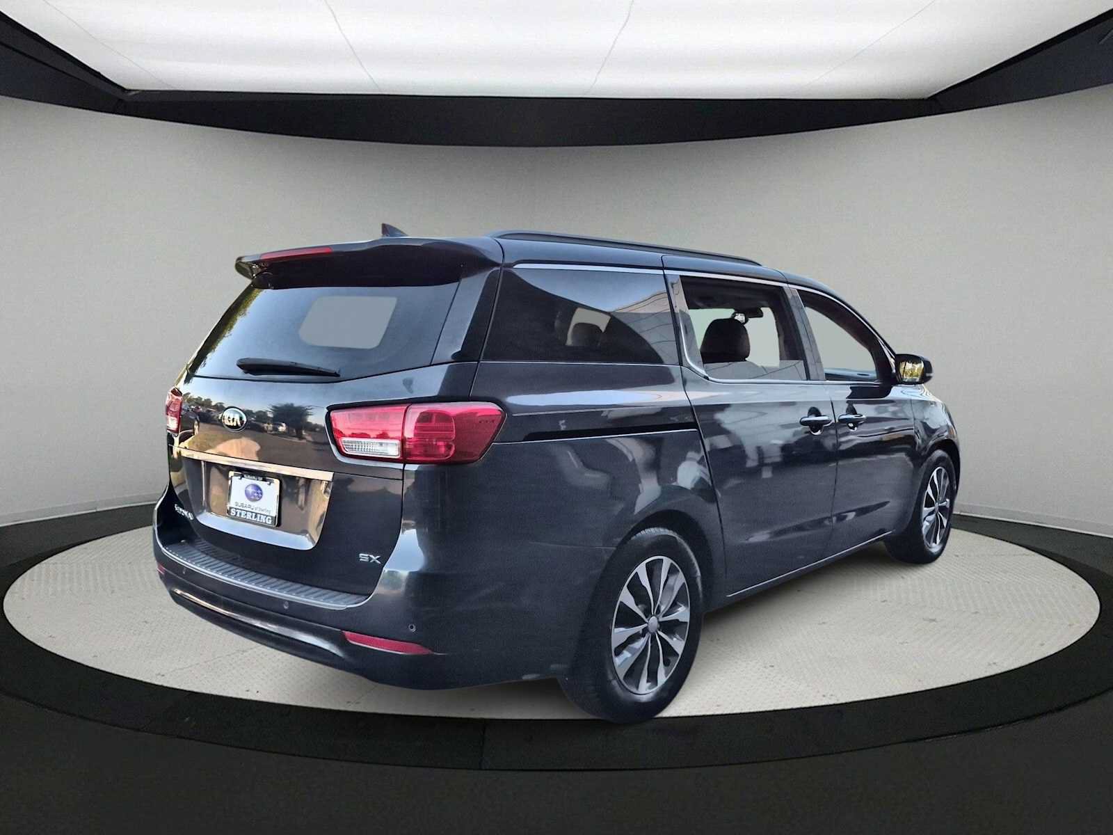 Used 2016 Kia Sedona SX FWD image 8