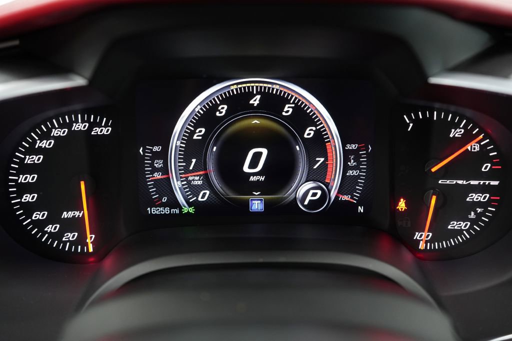 Used 2017 Chevrolet Corvette Stingray Coupe RWD image 23