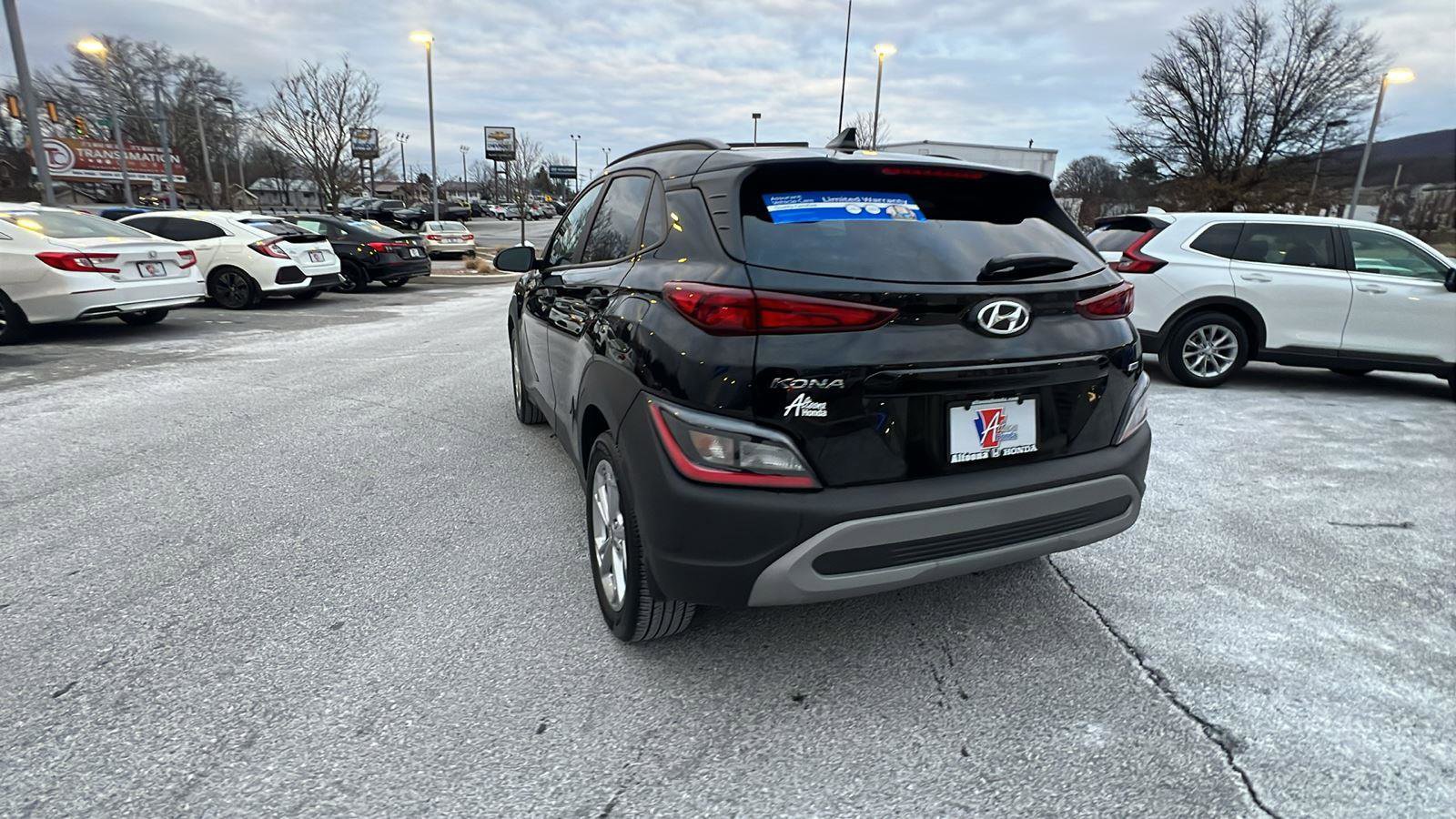 Used 2023 Hyundai Kona SEL w/ Cargo Package image 6