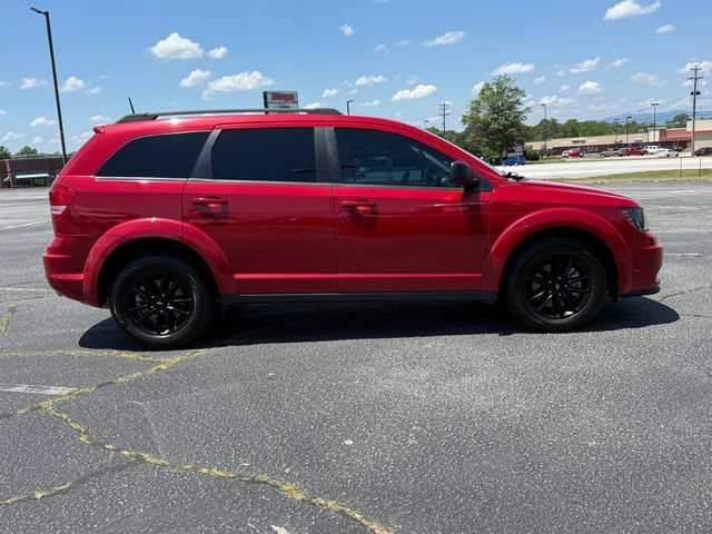 Used 2020 Dodge Journey SE w/ Blacktop Package FWD video 2