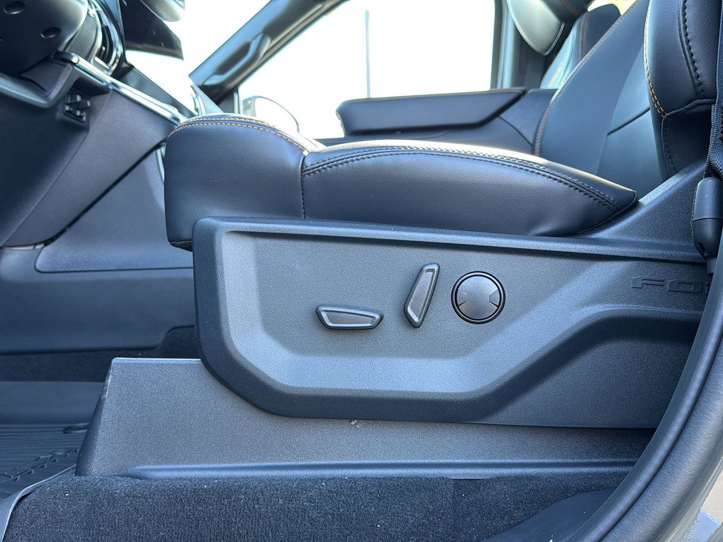 New 2026 Ford Expedition Tremor image 9