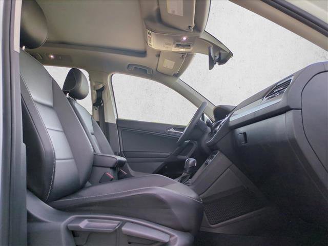 Used 2021 Volkswagen Tiguan SEL image 21