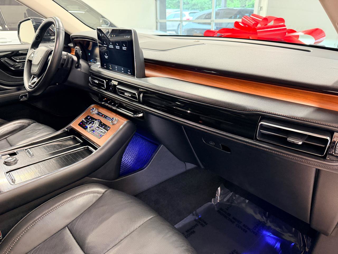 Used 2020 Lincoln Aviator Reserve w/ Equipment Group 201A RWD image 33