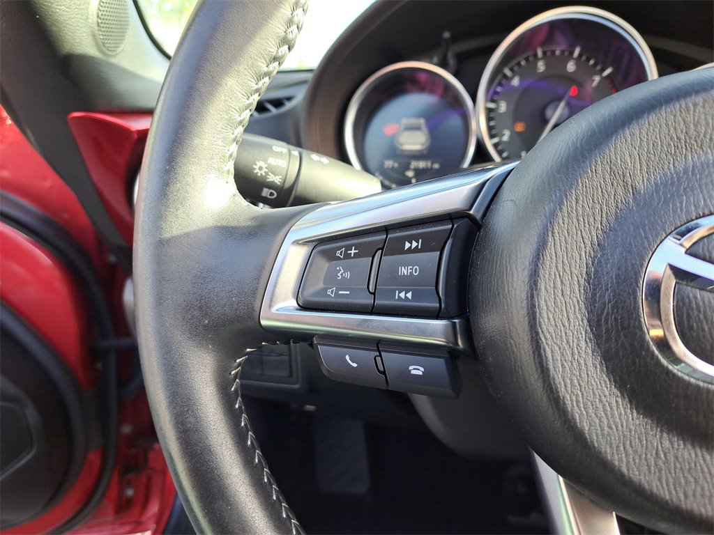 Used 2022 MAZDA MX-5 Miata RF Grand Touring w/ Weather Package image 15
