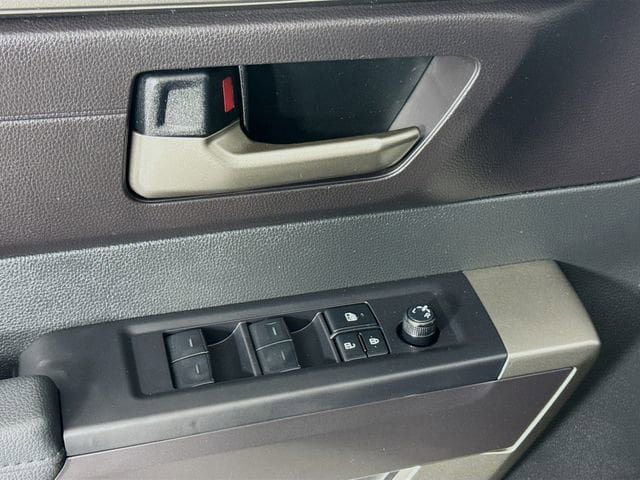 Certified 2025 Toyota Tundra SR5 AWD/4WD image 19