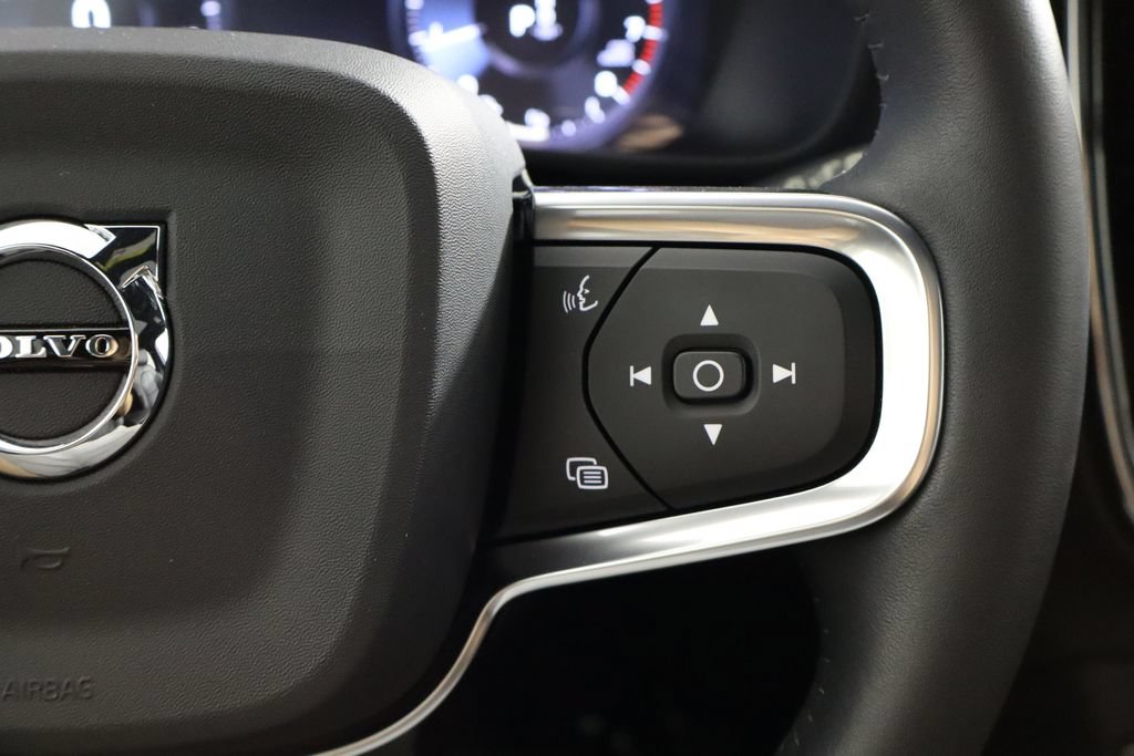 Used 2019 Volvo XC40 T5 Inscription AWD/4WD image 10
