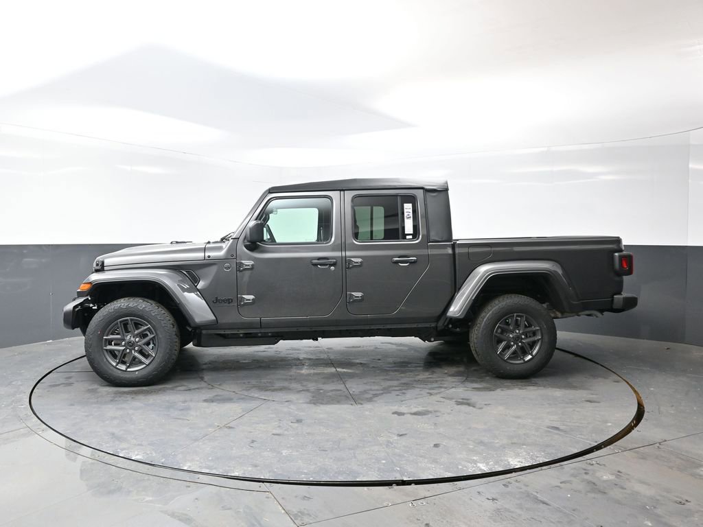 New 2026 Jeep Gladiator Sport image 6