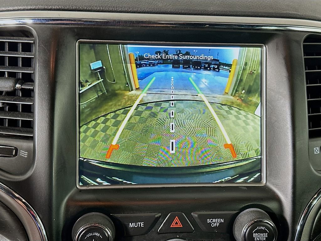 Used 2018 Jeep Grand Cherokee Altitude AWD/4WD image 14