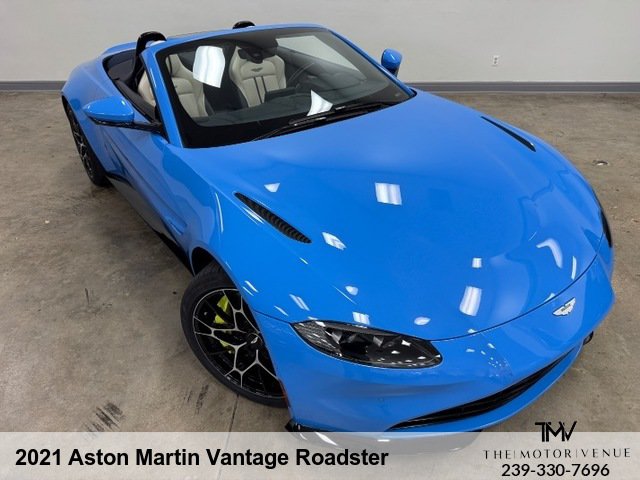 Used 2021 Aston Martin V8 Vantage Roadster RWD image 17