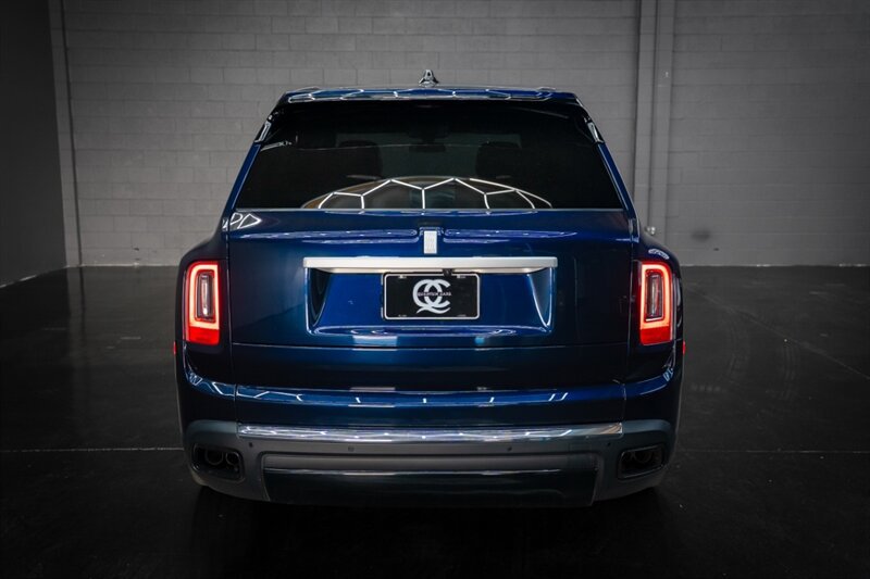 Used 2020 Rolls-Royce Cullinan AWD/4WD image 30
