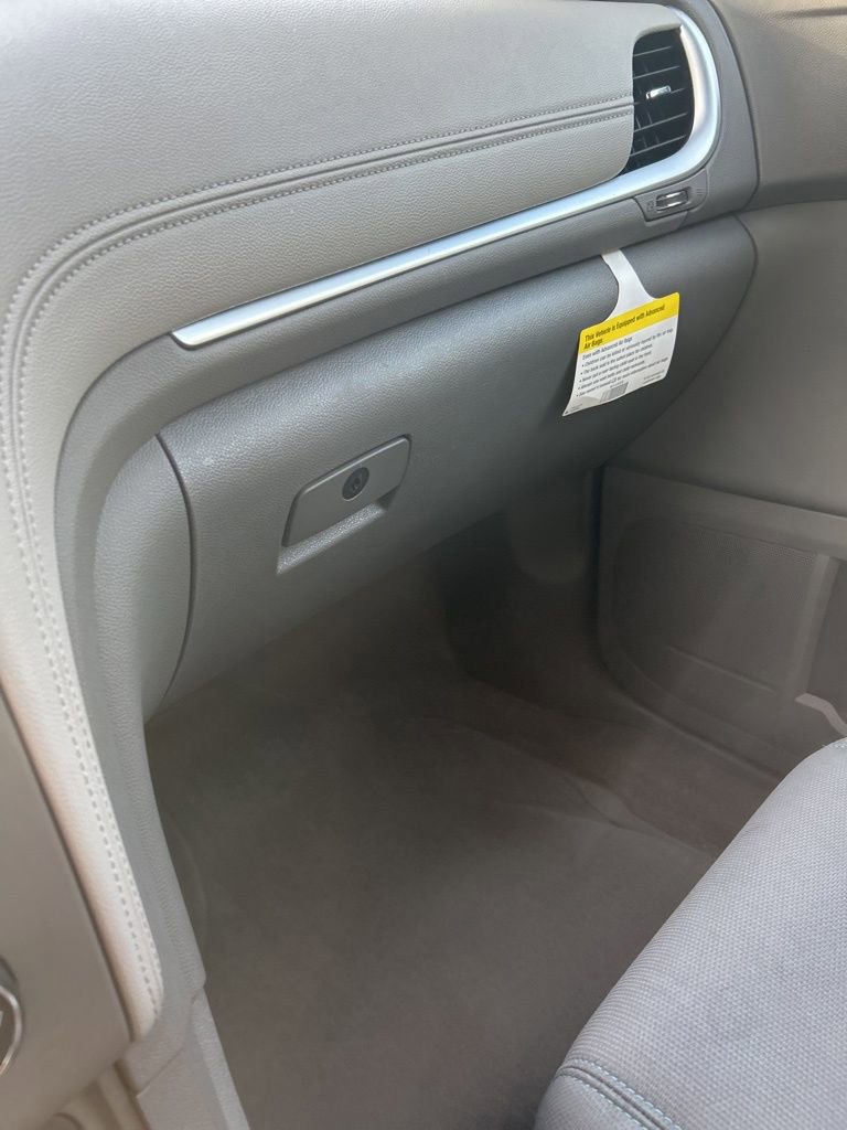 Used 2016 Chevrolet Traverse LS image 18