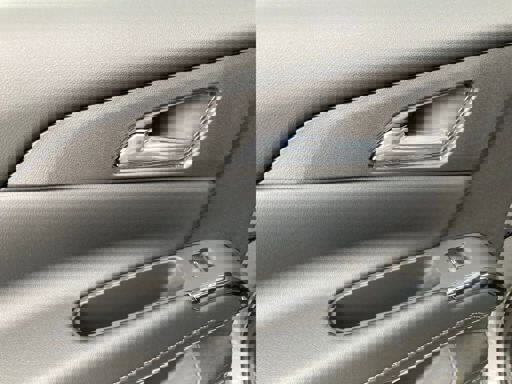 New 2026 Chevrolet Traverse LT w/ Driver Confidence Package image 24