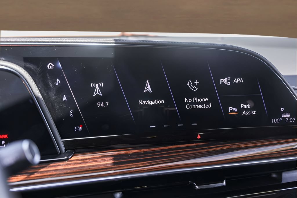 Certified 2023 Cadillac Escalade Premium Luxury w/ LPO, Radiant Package AWD/4WD image 15
