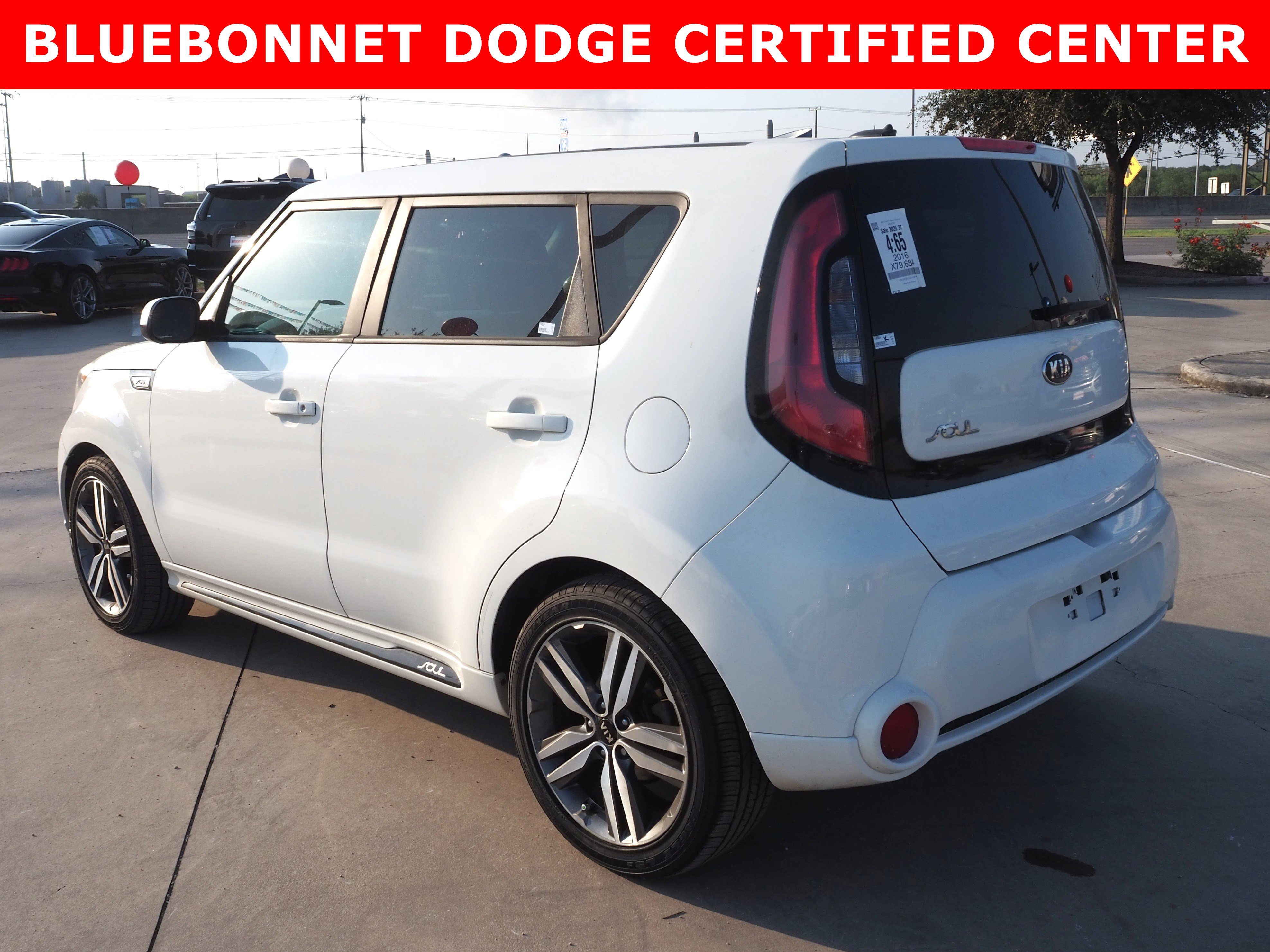 Used 2016 Kia Soul + w/ Soulful Package image 9