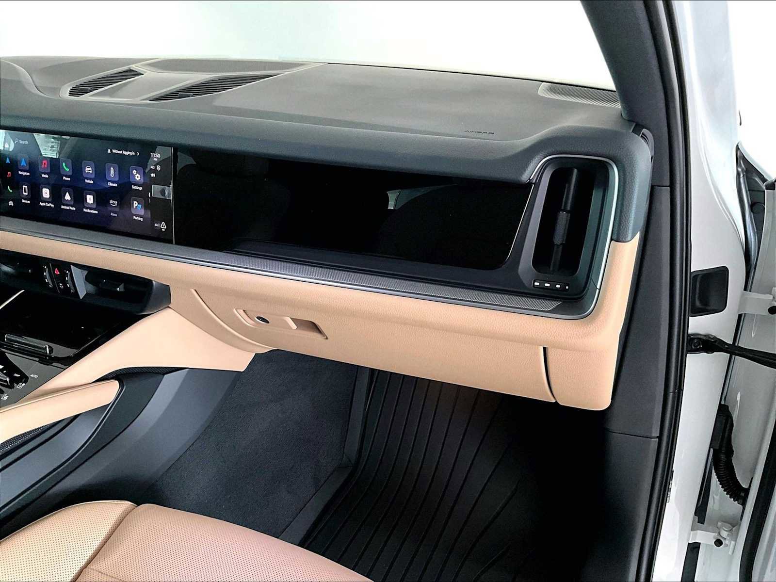 New 2026 Porsche Cayenne AWD/4WD image 22