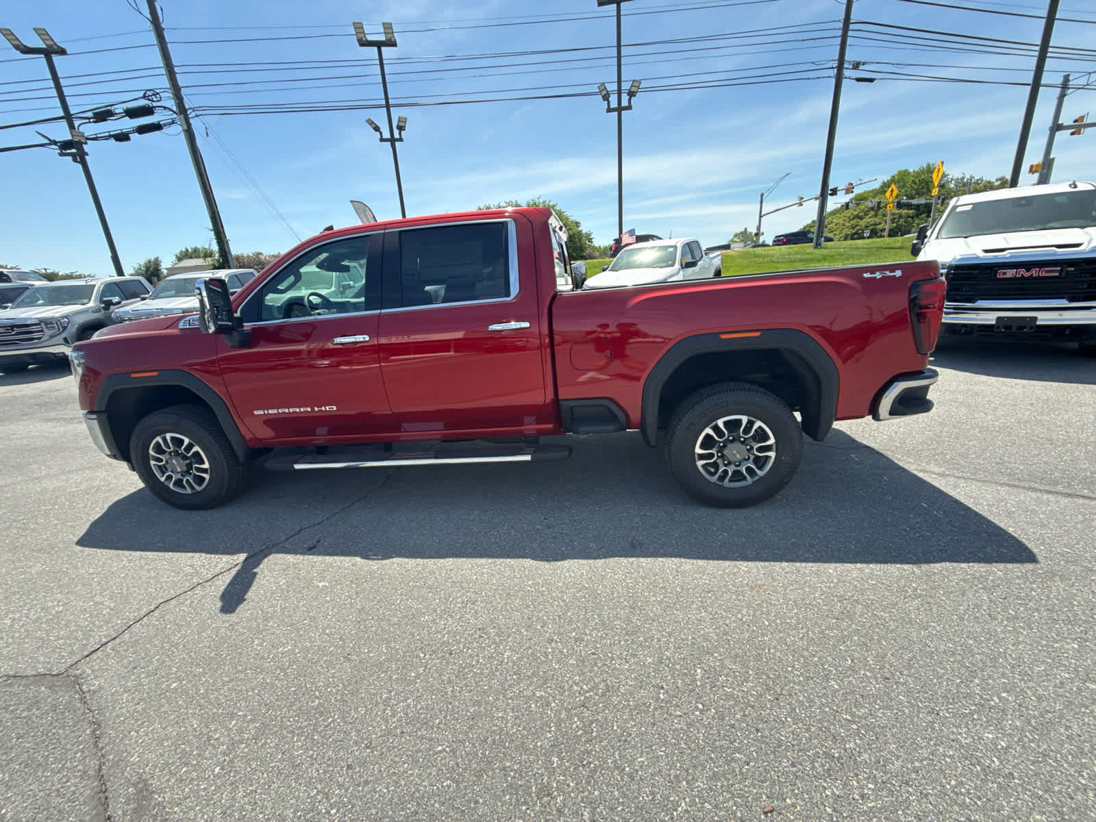 New 2026 GMC Sierra 2500 SLT w/ SLT Premium Package AWD/4WD image 6