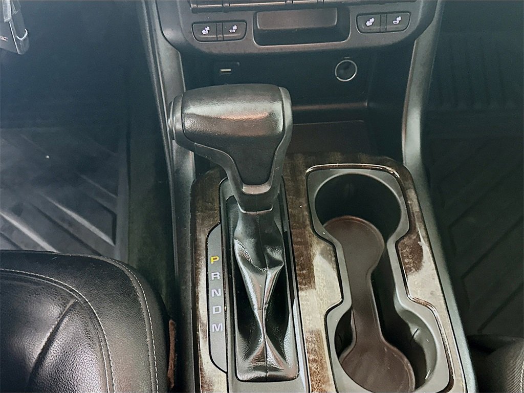 Used 2016 GMC Canyon SLT w/ Driver Alert Package image 16