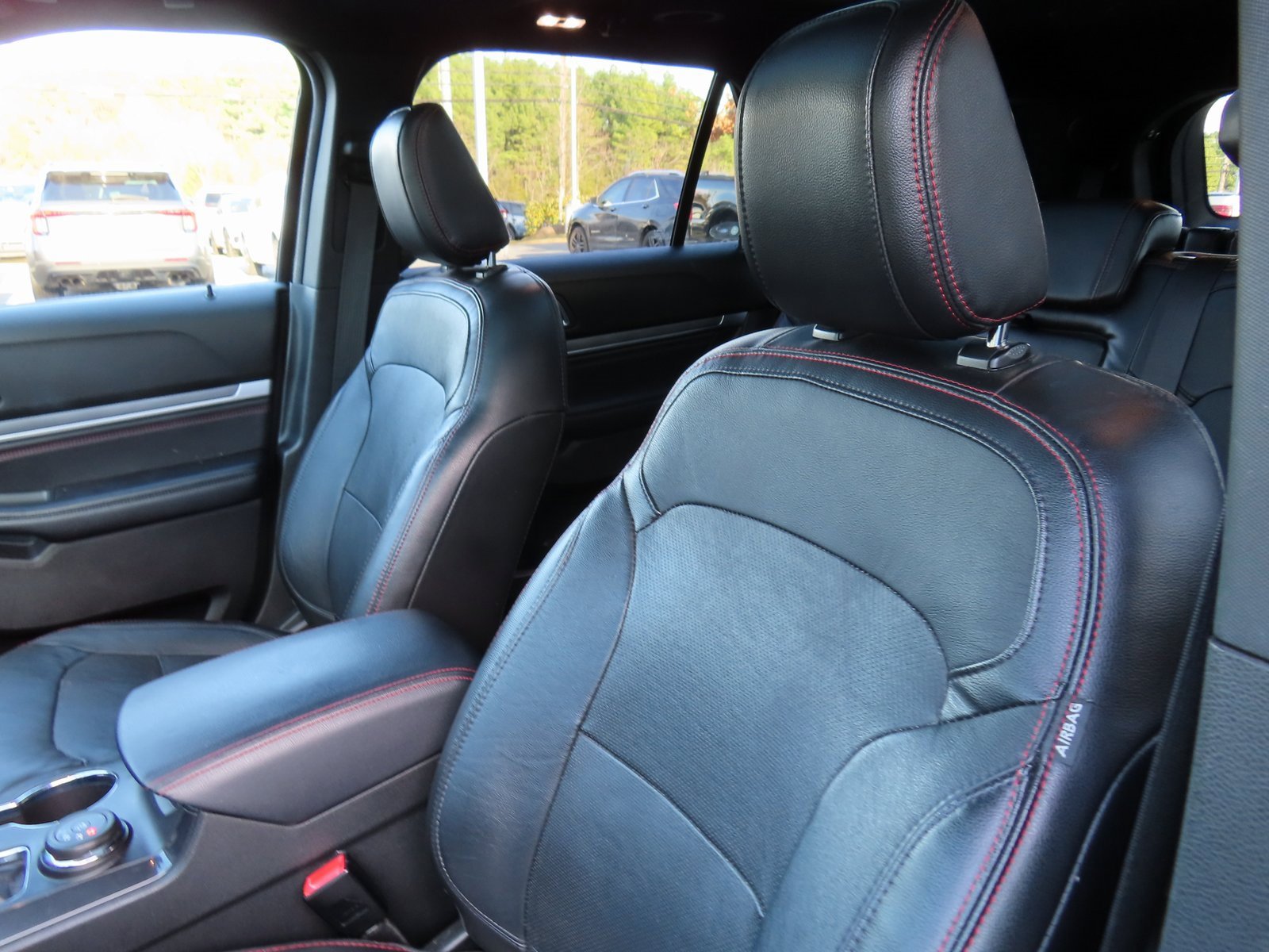 Used 2018 Ford Explorer Sport w/ Equipment Group 401A image 26