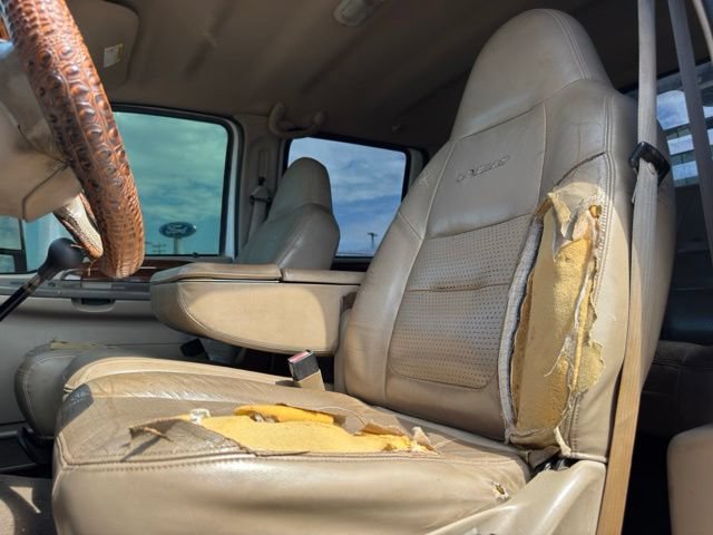 Used 2001 Ford F350 Lariat RWD image 15