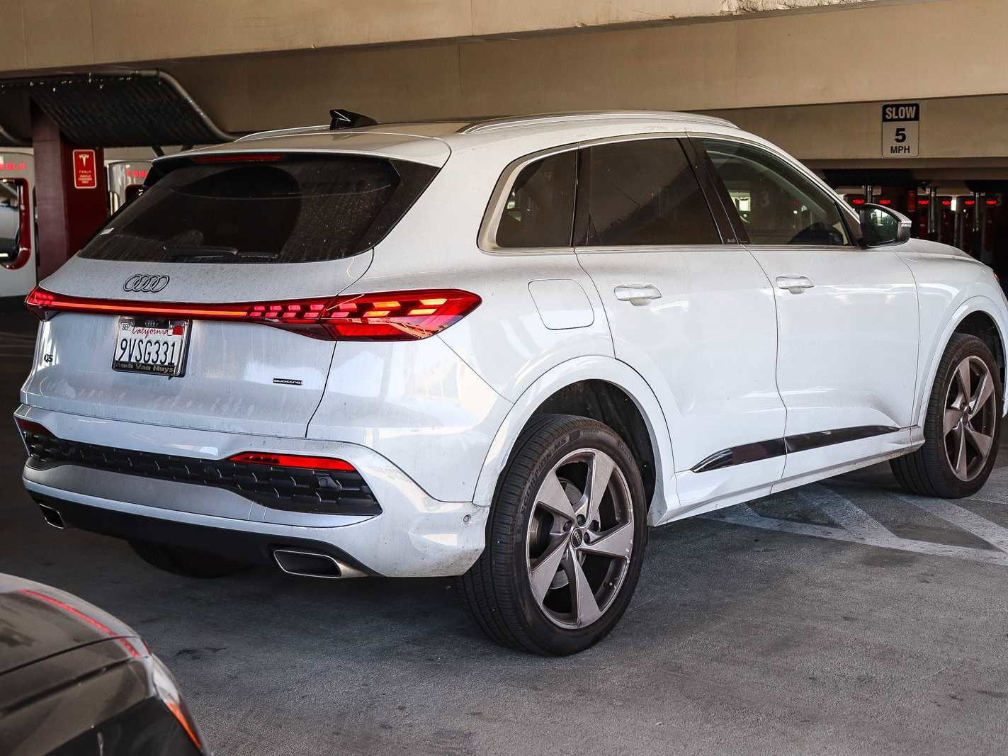 Used 2025 Audi Q5 Premium Plus w/ Premium Plus AWD/4WD image 4